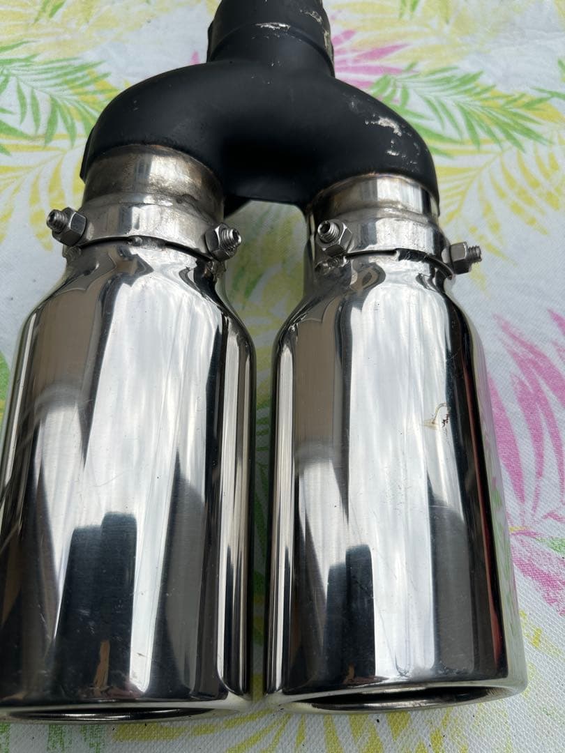 30プリウス4本だしマフラー