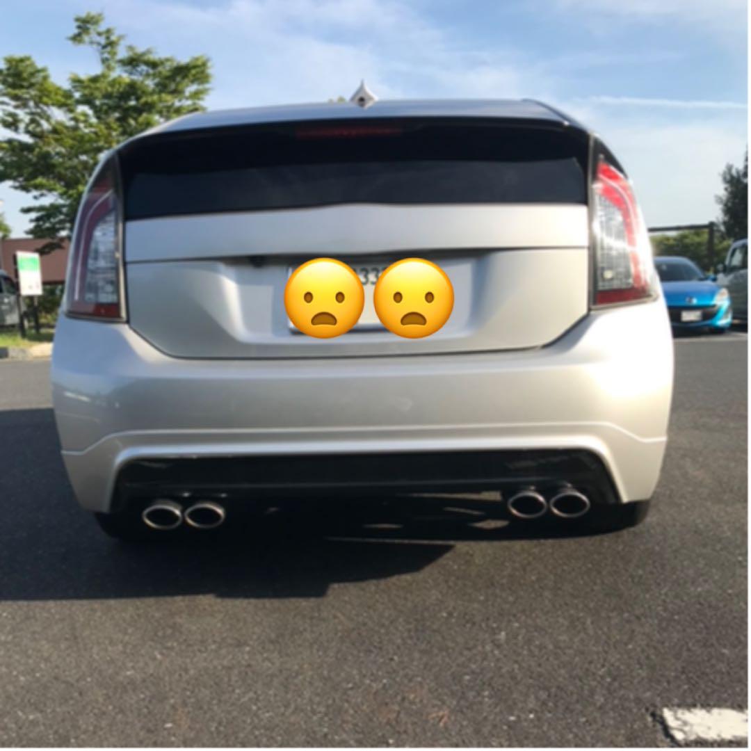 30プリウス4本だしマフラー