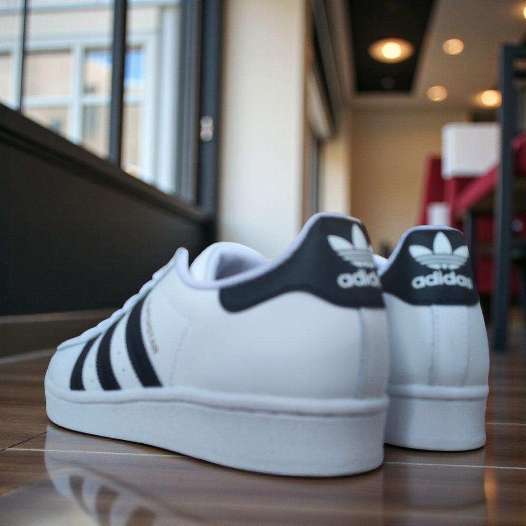 【新品】完売！人気商品 金べろスーパースター ホワイト×ブラック 25cm