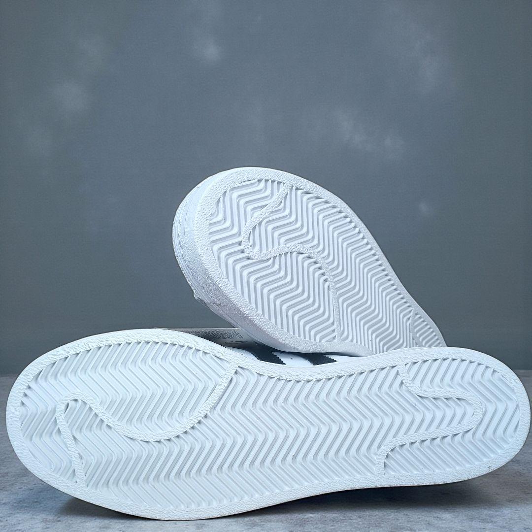 【新品】完売！人気商品 金べろスーパースター ホワイト×ブラック 25cm