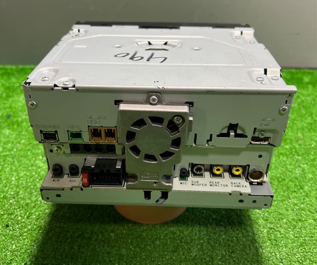 carrozzeria AVIC-RZ06 カーナビゲーション　2014