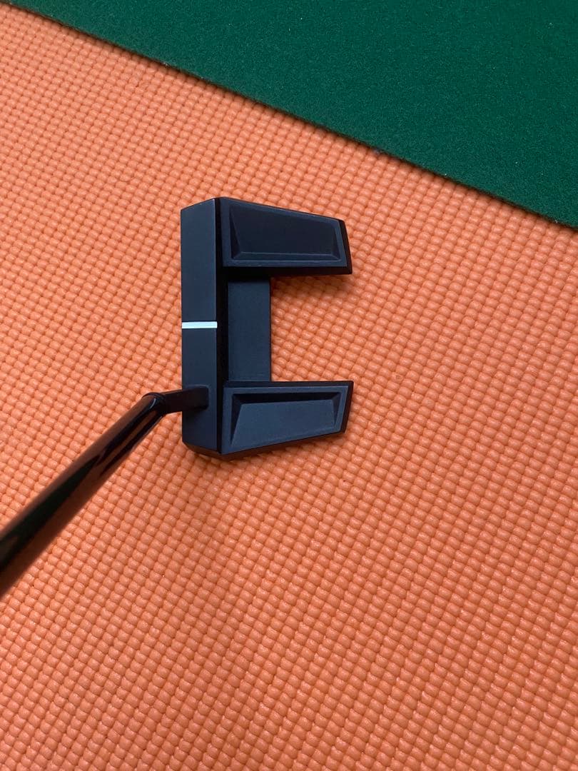 クリーブランドパター　FRONT LINE ELEVADO ３４インチ