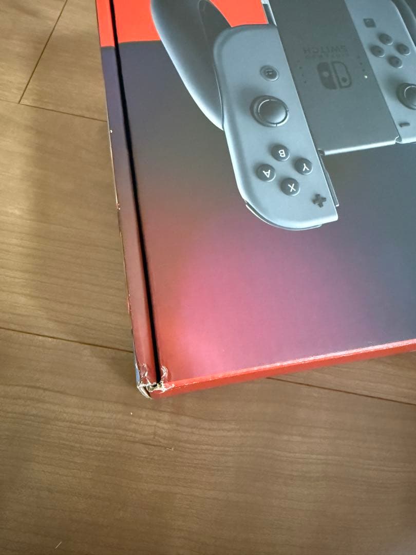 【新品】Nintendo Switch 本体 ※箱傷あり