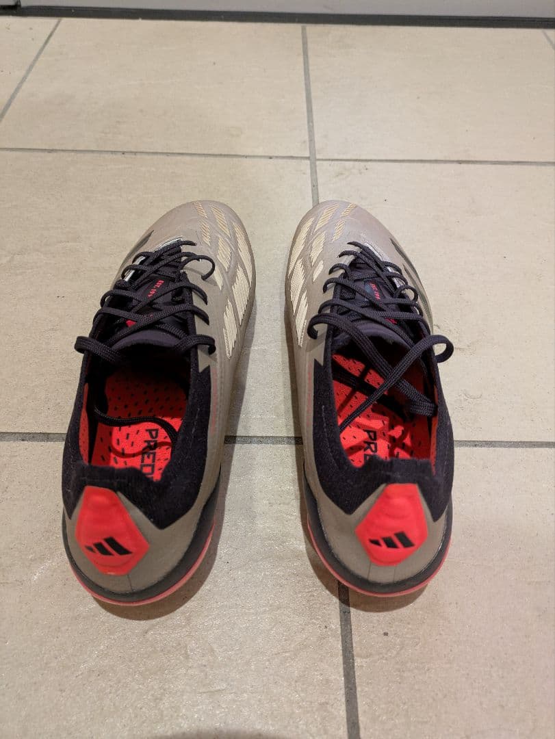 アディダス　adidas　プレデターエリートHG/AG