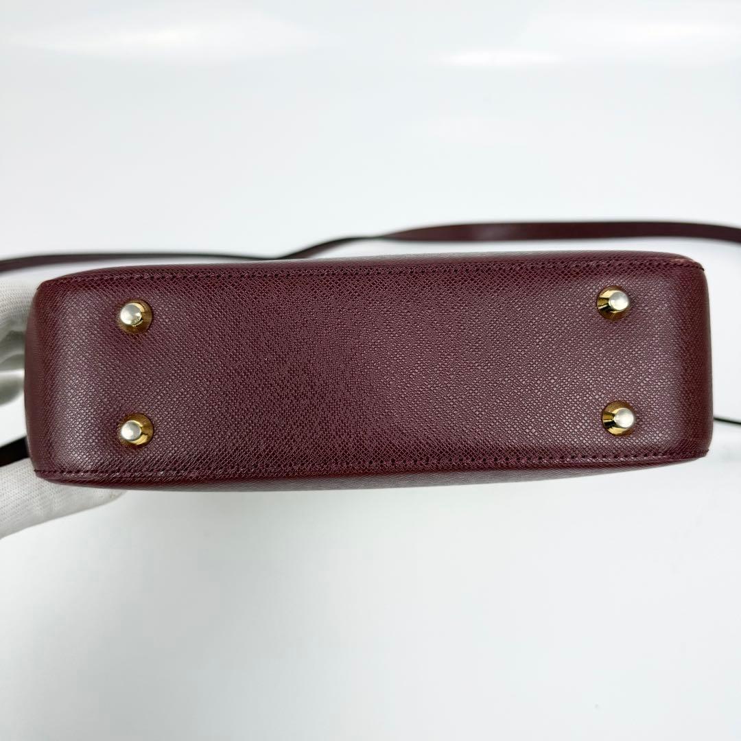 バーバリー ショルダーバッグ ノバチェック キャンバス サフィアーノレザー 赤