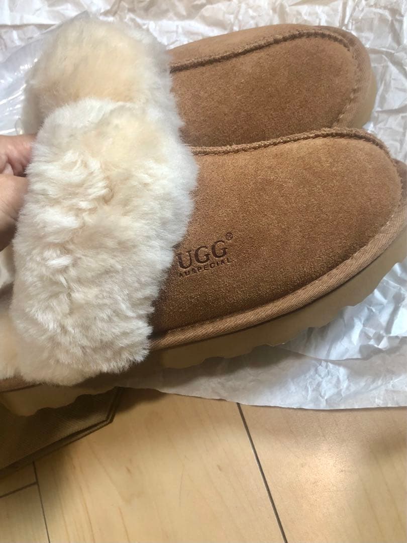 靴 UGG Comfortable Muffin Scuff Slippers