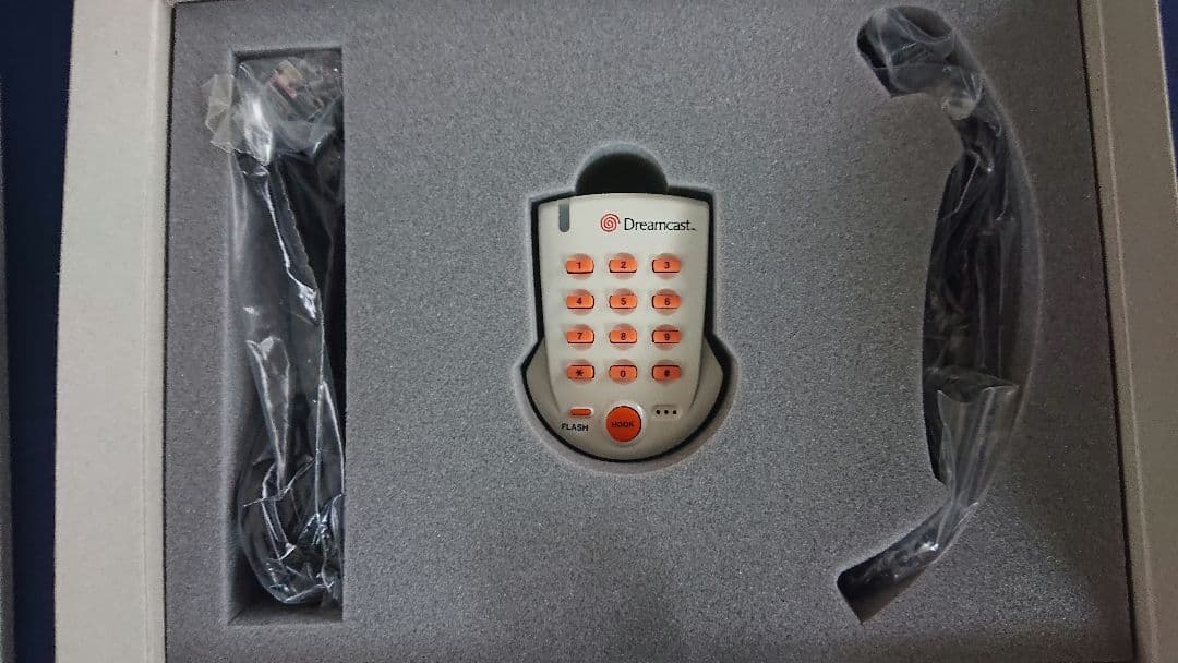 ドリームキャストオリジナル超小型軽量電話機    YT8100