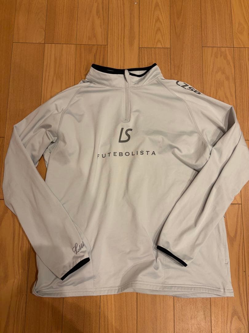 ルースイソンブラ　ジャージ