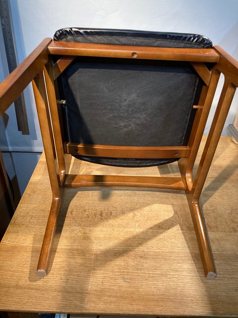 画像30枚 変形有 カリモク60＋ アームレスダイニングチェア ブラック カリモ