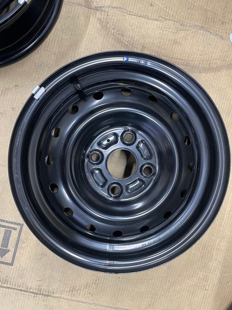 スズキマツダホイール4本　スチールホイール鉄チン　　14インチ　未使用　美品