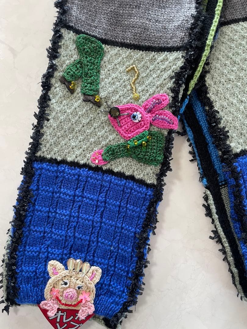 アルベロベロ オレボレブラ　マフラー