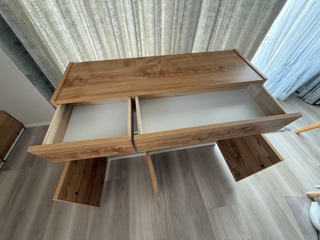 リビングボード　最終処分価格　10/18日まで