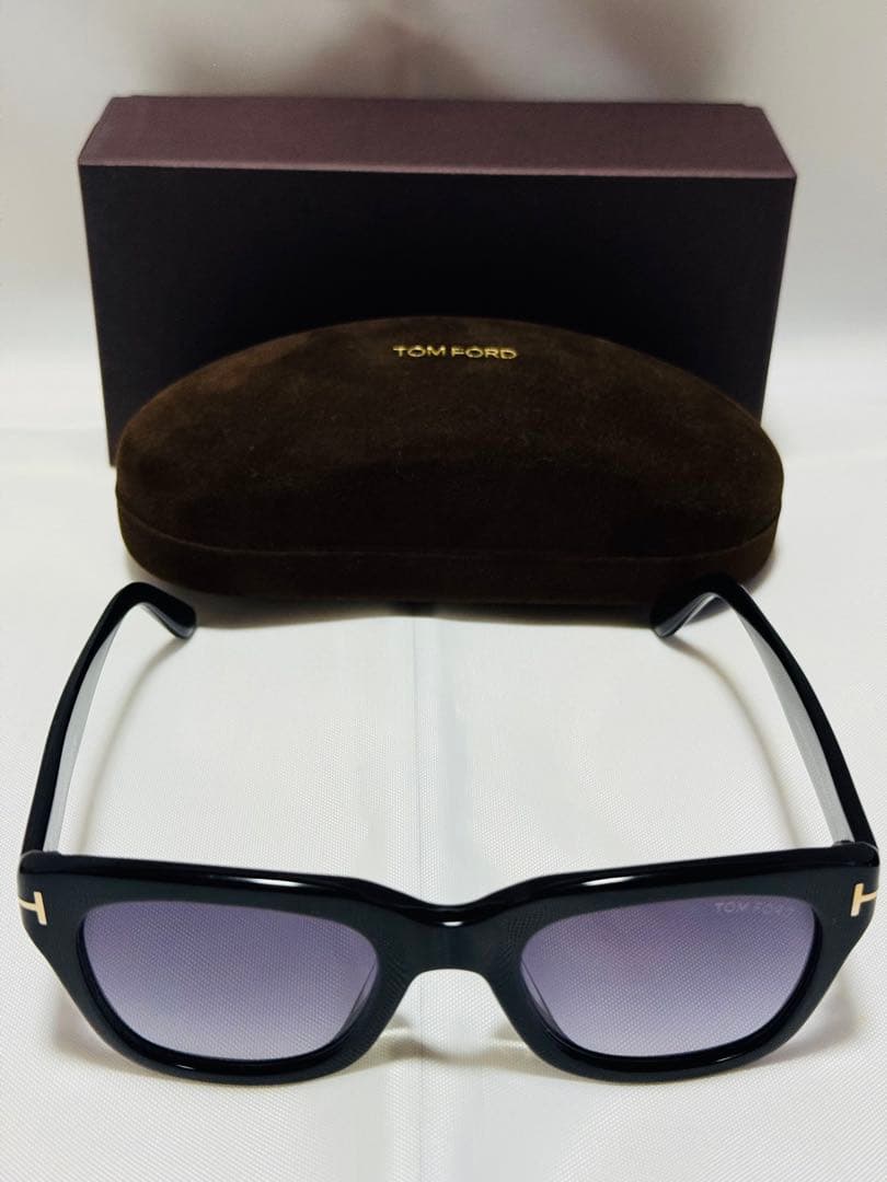 トムフォード サングラス アジアンフィット スノードン TF0237D 01B