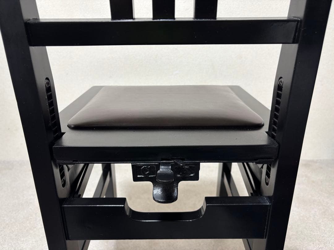 全面塗装済　トムソン椅子