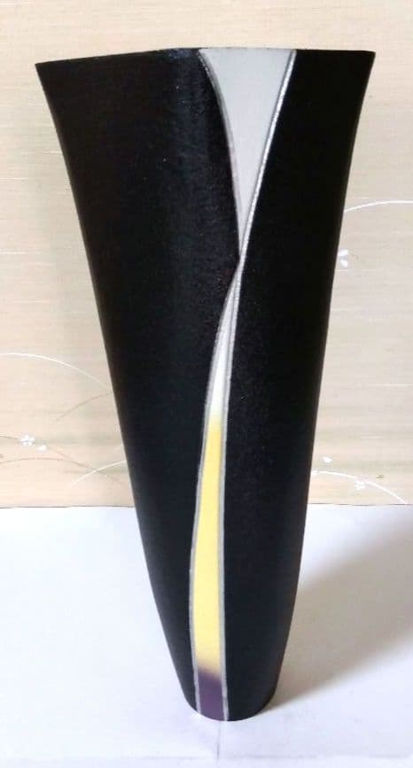 合金花器（ブラック × ラインデザイン）中板付き