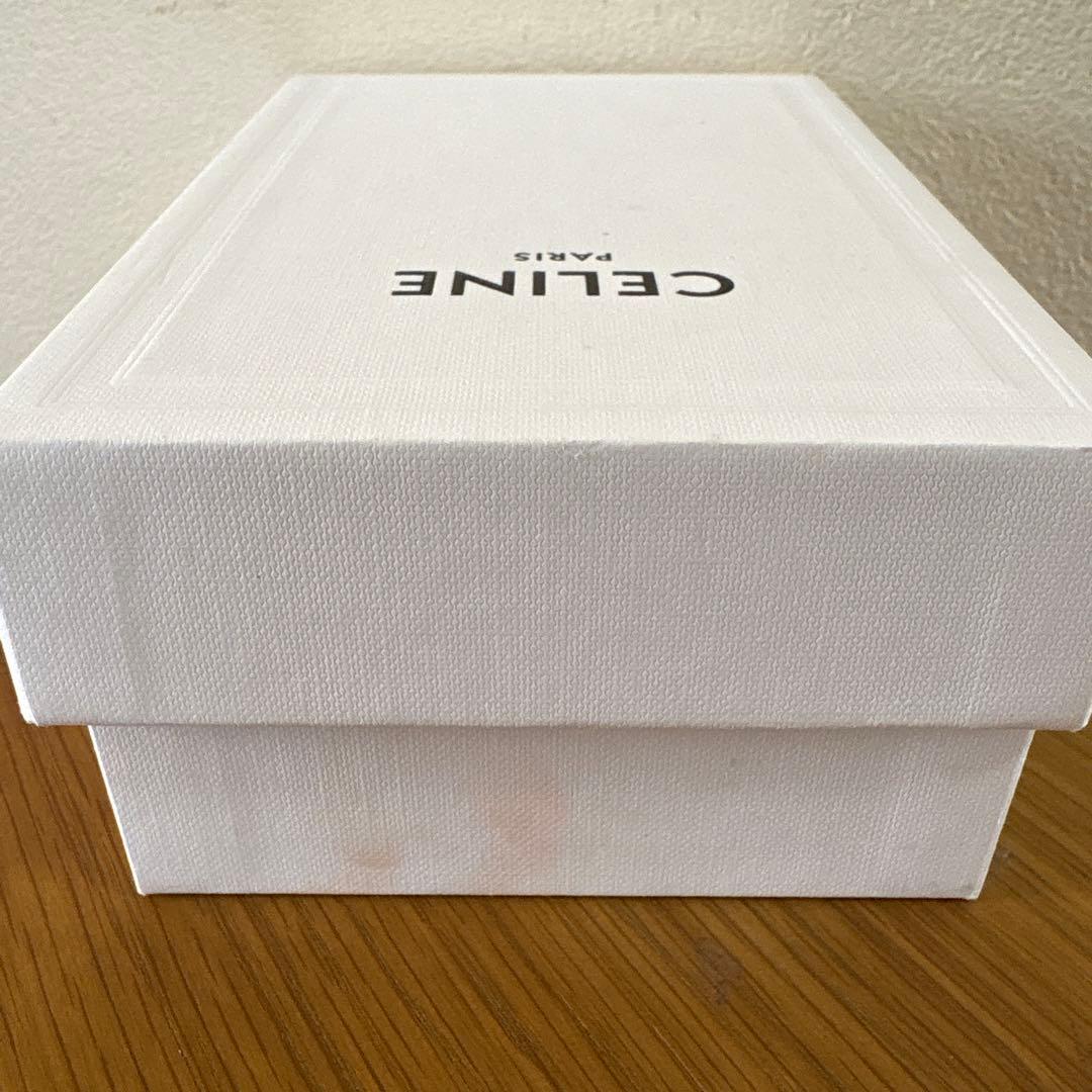 CELINEセリーヌ モノグラム三つ折り財布