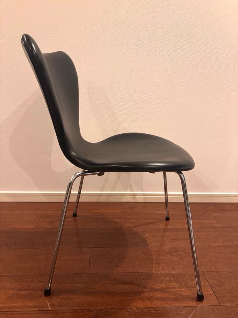 【ピッシー】セブンチェア　レザー張り　ヴィンテージ