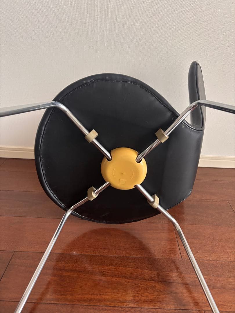 【ピッシー】セブンチェア　レザー張り　ヴィンテージ