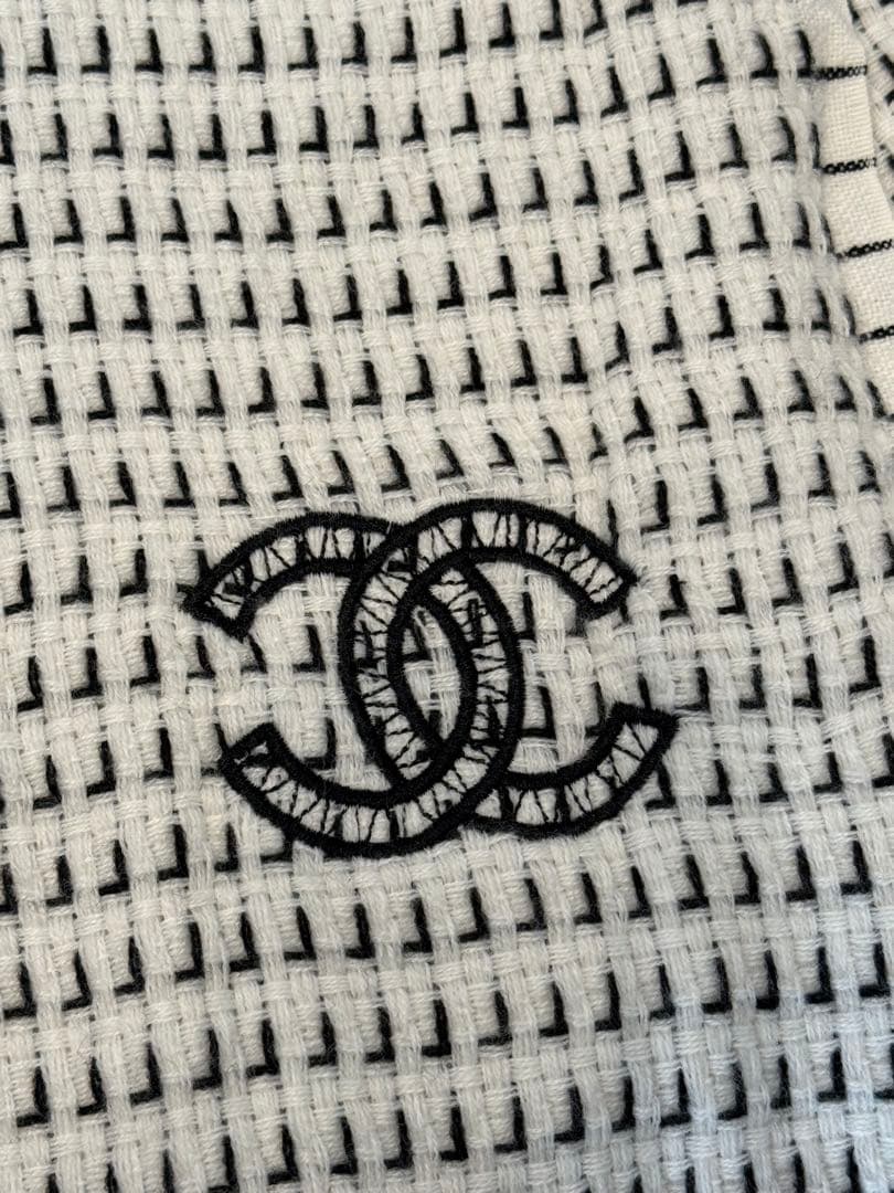 チェック柄マフラー ホワイト/ブラック　未使用