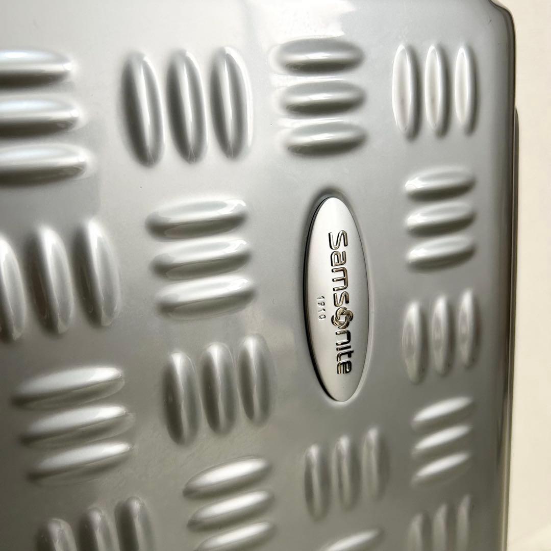 美品✨サムソナイト グラヴィトン スピナー スーツケース 機内持込み