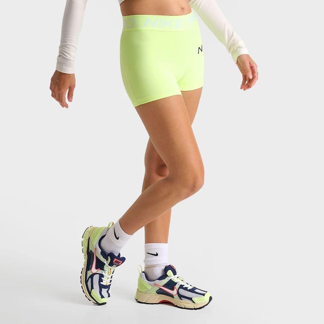 新品☆UKSサイズNIKE PRO 365 Mid-Rise 3\" Shorts