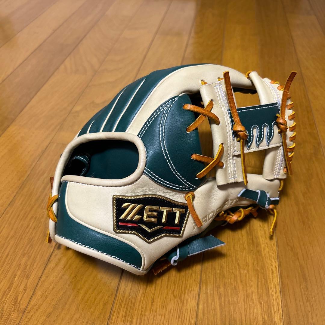 ZETT PROSTATUS 軟式グローブ ホワイト/ダークグリーン