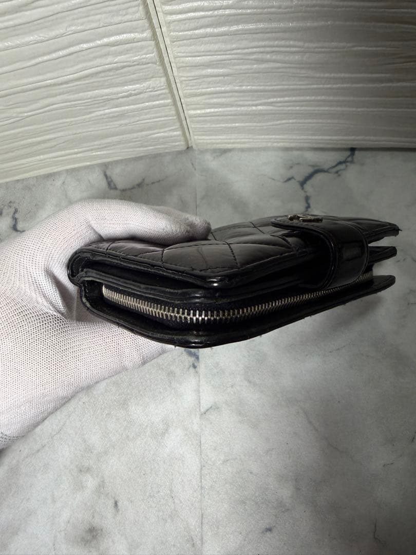 本日のみ値下げ　CHANEL エナメル マトラッセ 二つ折り財布 ブラック