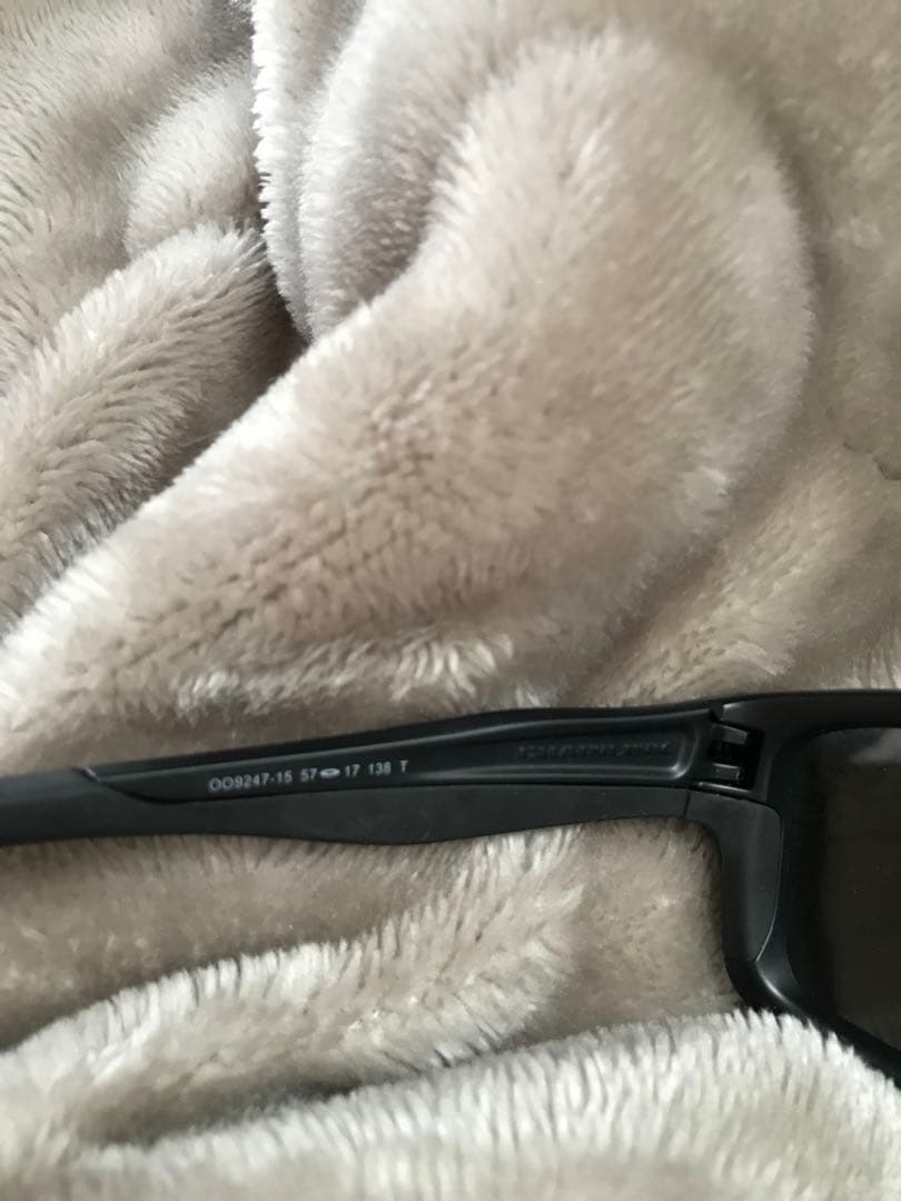 oakleyサングラス☆futurearchiveアイジャケットアークテリクス