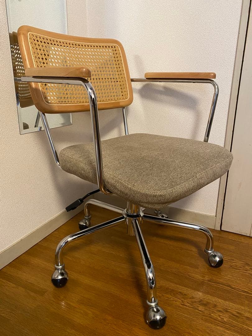 デスクチェア　form（フォーム）/クリアー