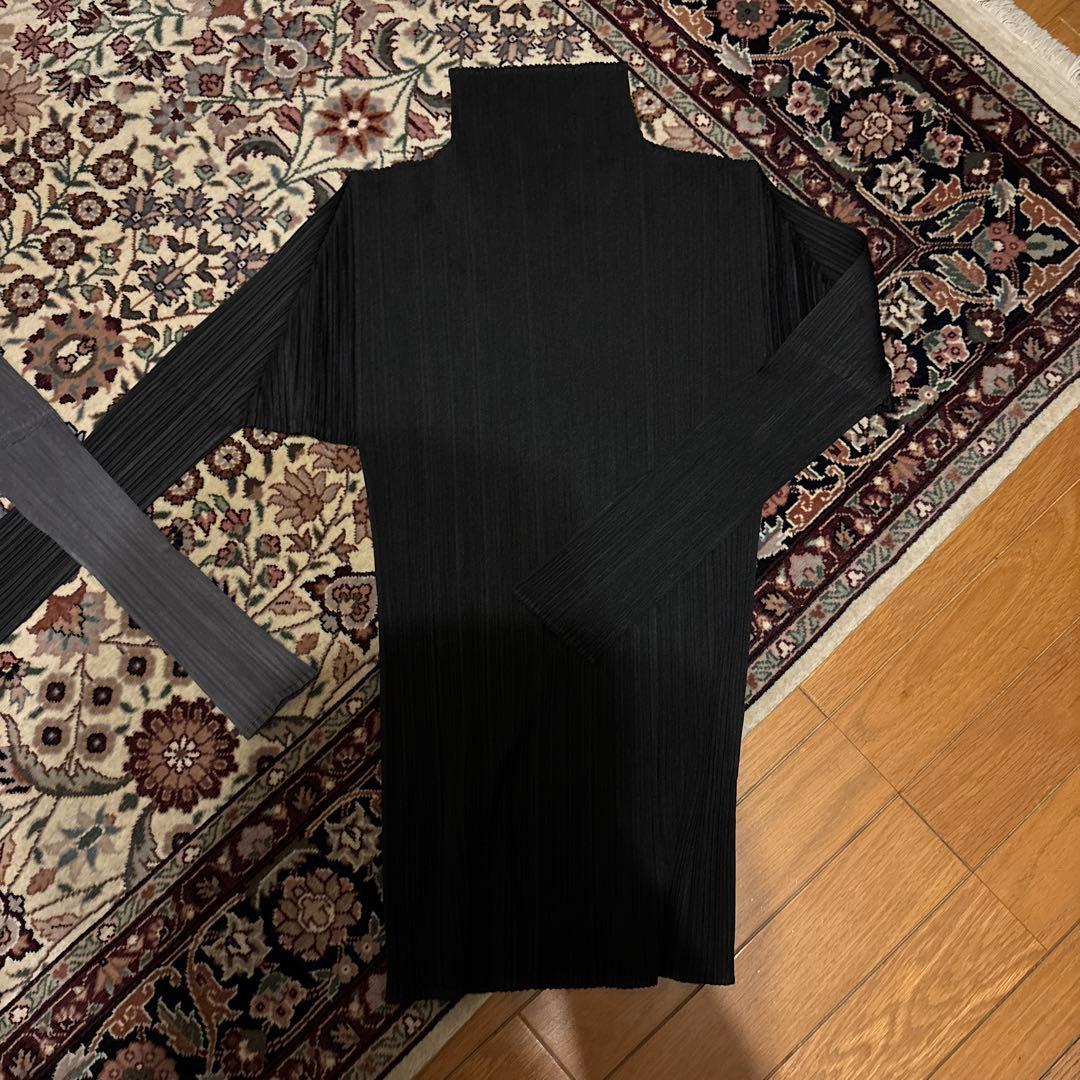 プリーツプリーズ長袖トップス2色セット