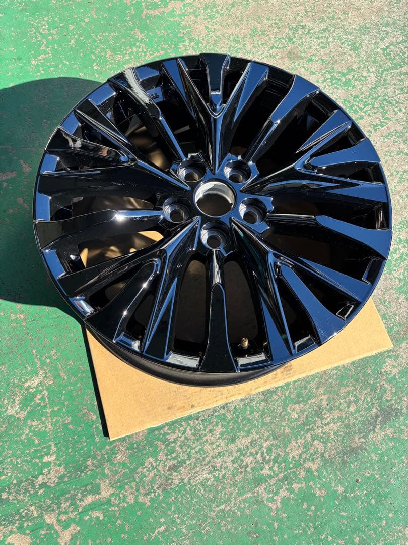 40 ヴェルファイア　純正19インチ　1本　未走行