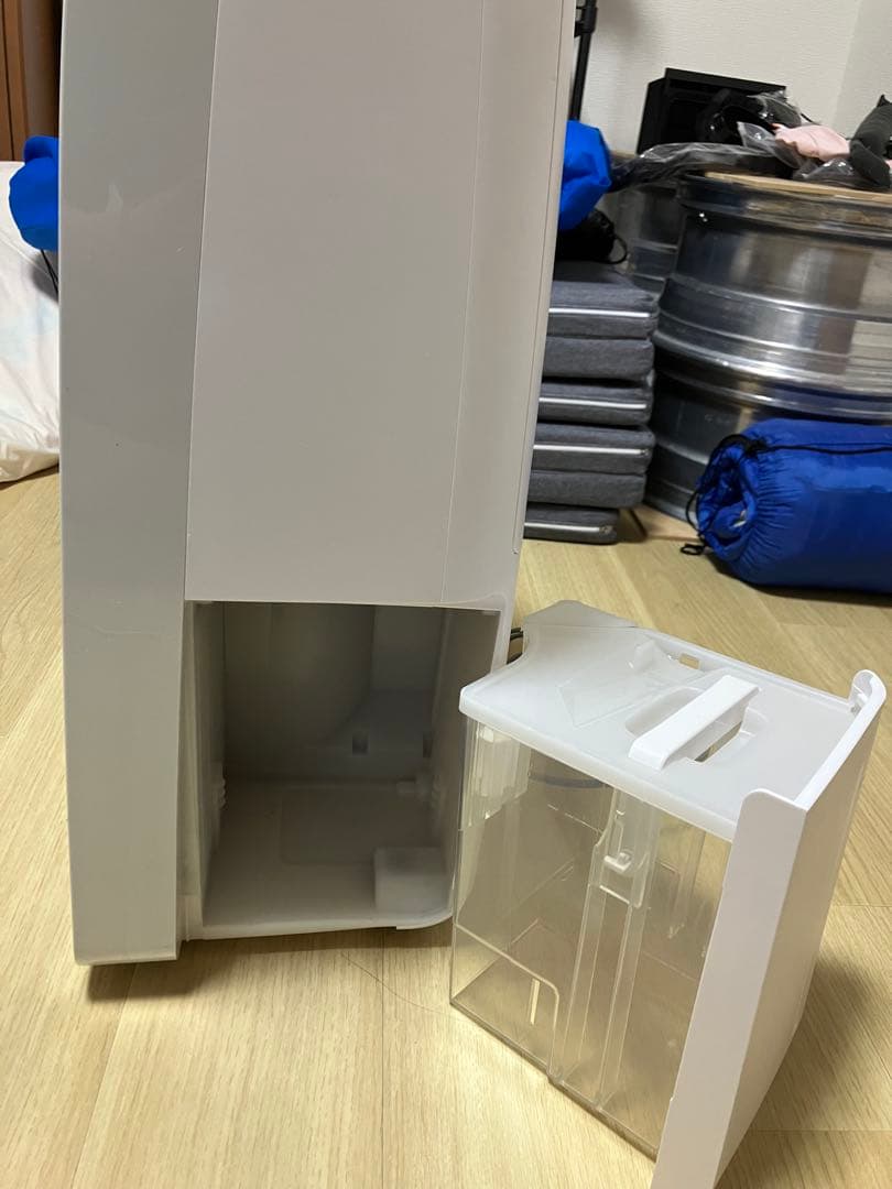 除湿機　SHARP CV-N120-W クリーニング済み