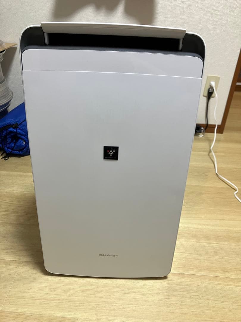 除湿機　SHARP CV-N120-W クリーニング済み