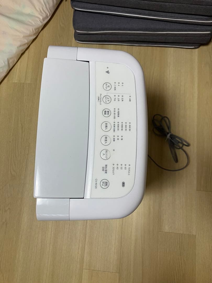 除湿機　SHARP CV-N120-W クリーニング済み