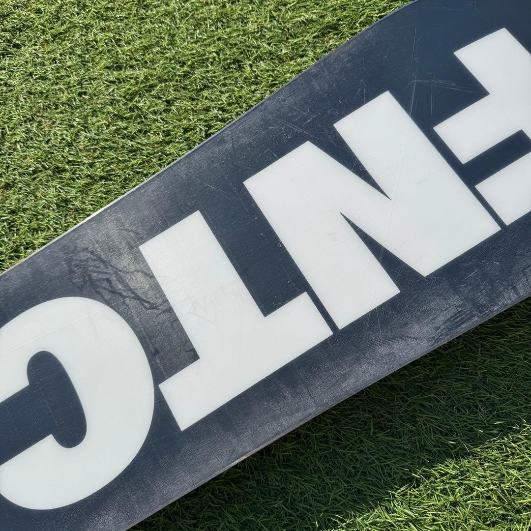 23-24年 FNTC TNTC 150cmスノーボード