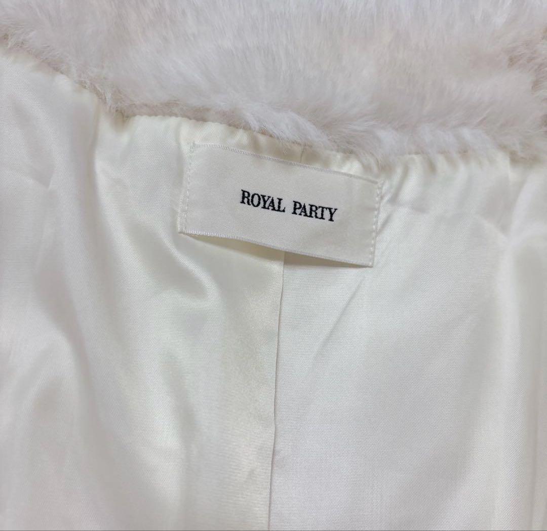  PARTY ペプラムファージャケット ホワイト