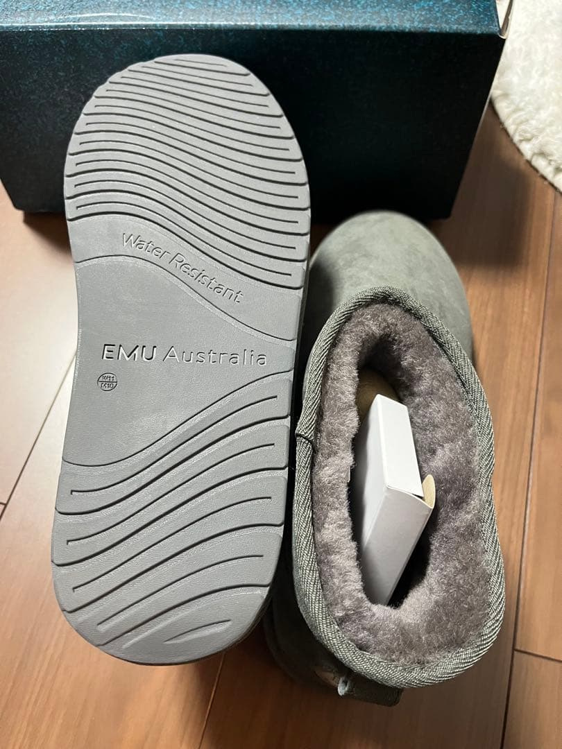 EMU シープスキンブーツ