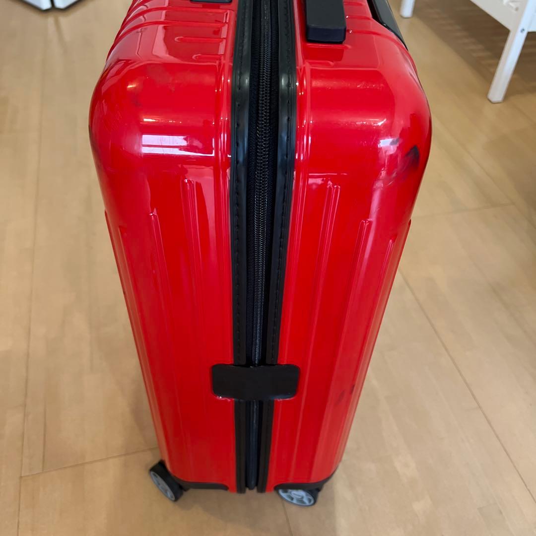 RIMOWA リモワサルサエアー　レッド