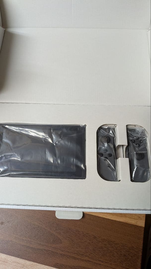 Nintendo Switch 本体 + 周辺機器