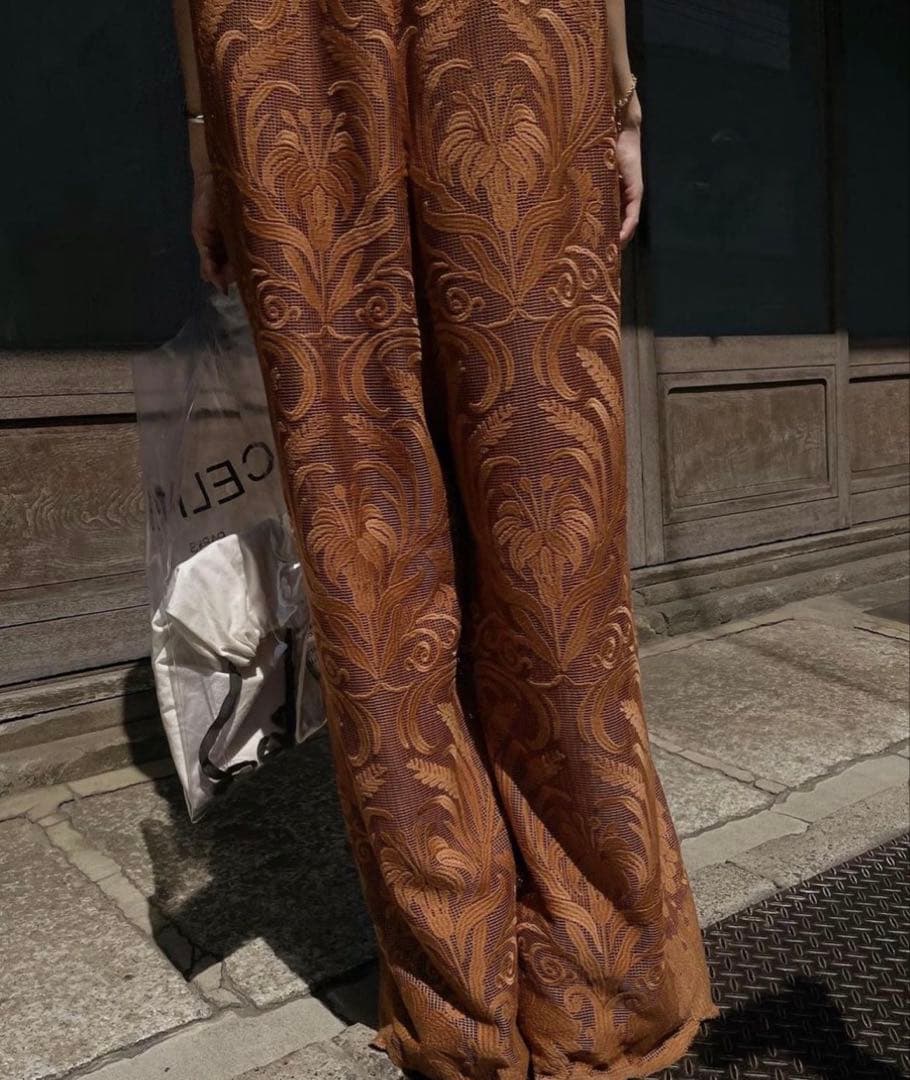 AMERI CHLOE V NECK ROMPERS アメリヴィンテージ