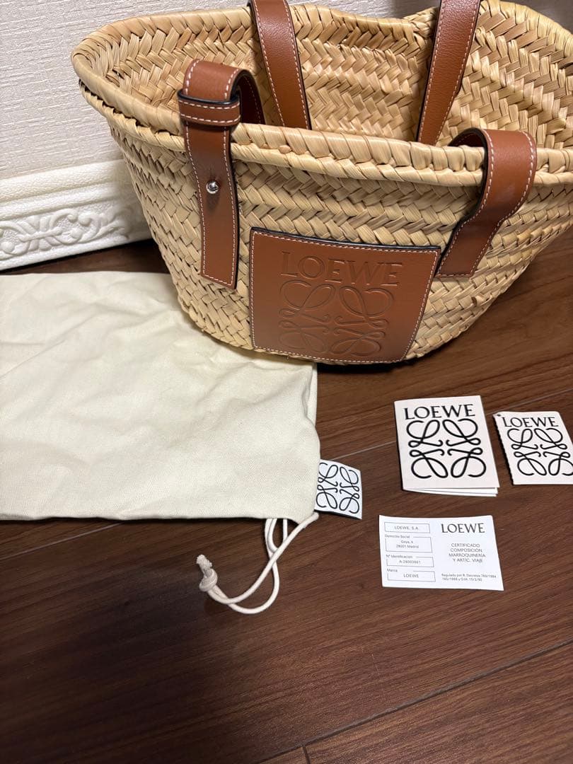 LOEWE かごバッグ シェルポーチ付き
