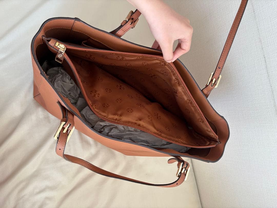 【極美品】未使用品　トリーバーチ　アンバー　大きめ　トートバッグ