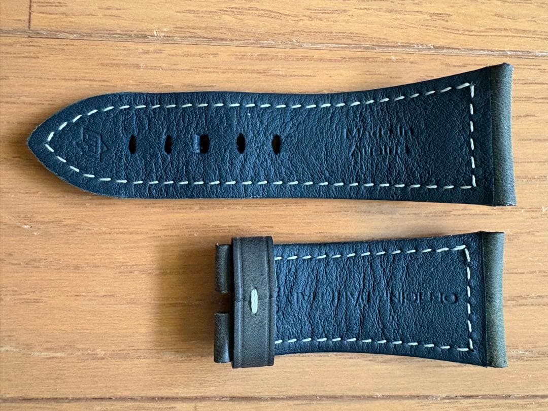 パネライ 用革ベルト　26ミリ幅　寸短