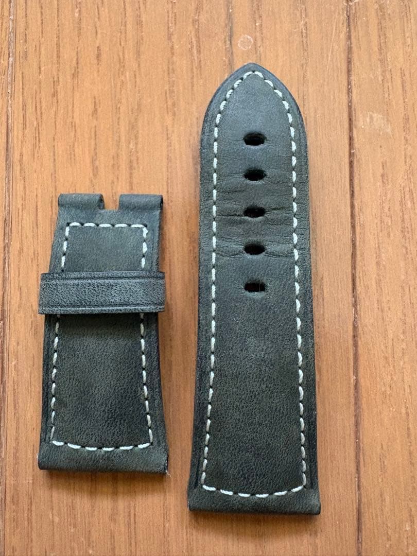 パネライ 用革ベルト　26ミリ幅　寸短