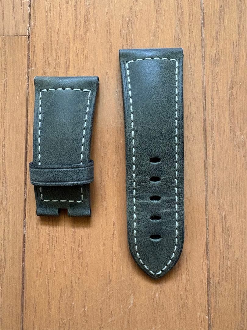 パネライ 用革ベルト　26ミリ幅　寸短