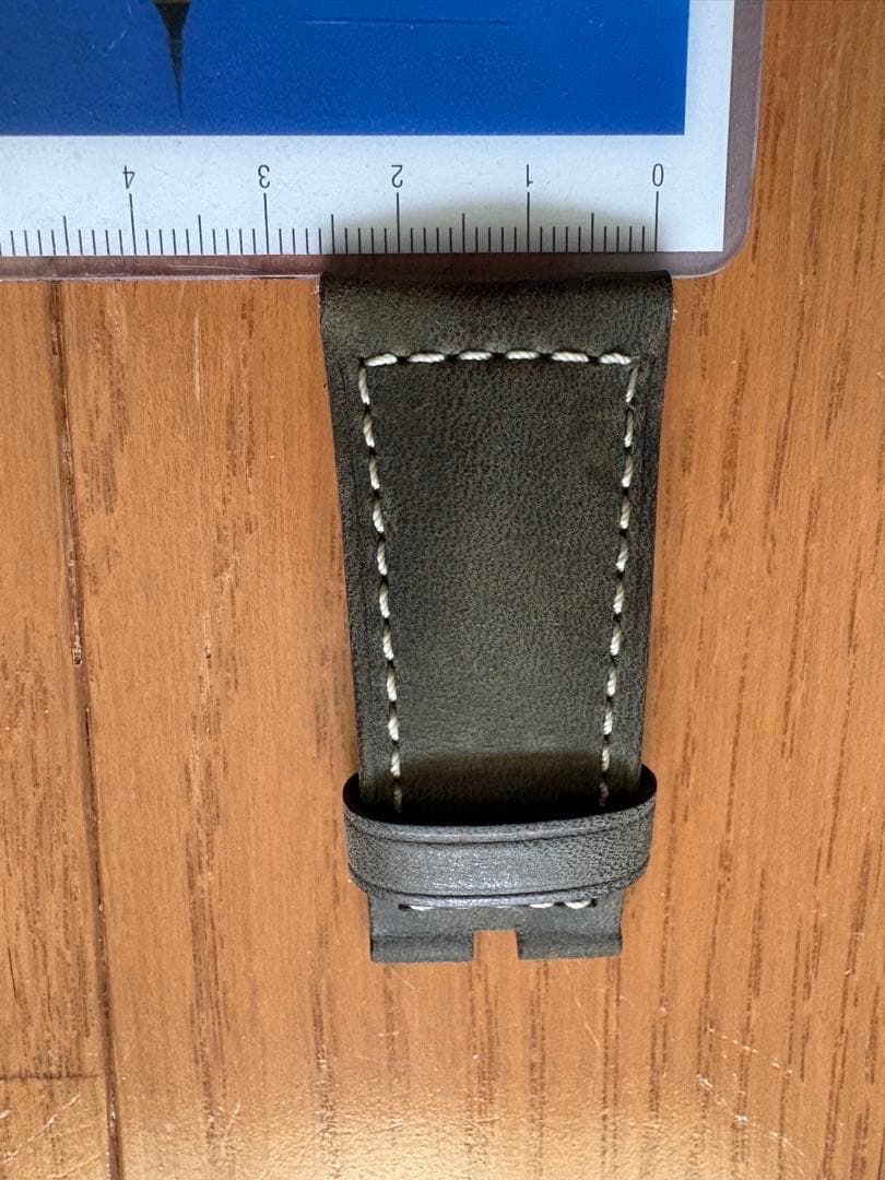 パネライ 用革ベルト　26ミリ幅　寸短