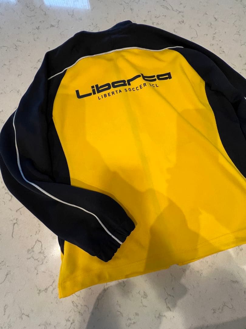 【1度使用のみ】リベルタ　ジャージ 上下 セット145cm