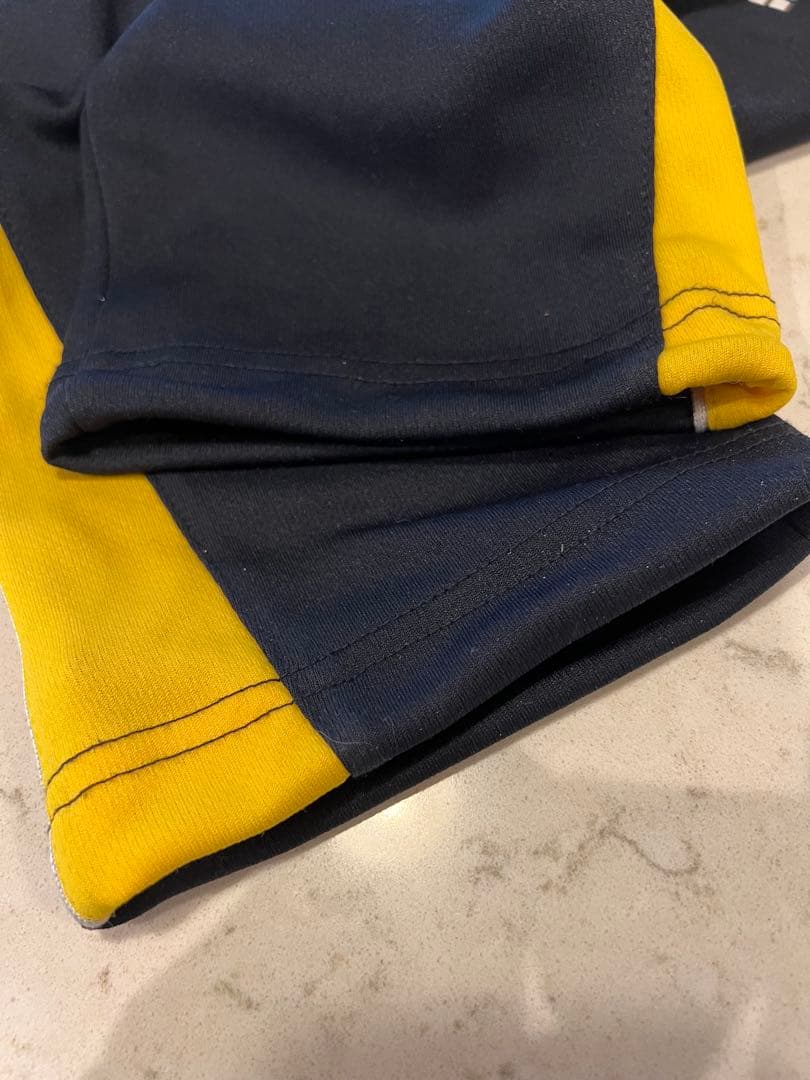 【1度使用のみ】リベルタ　ジャージ 上下 セット145cm