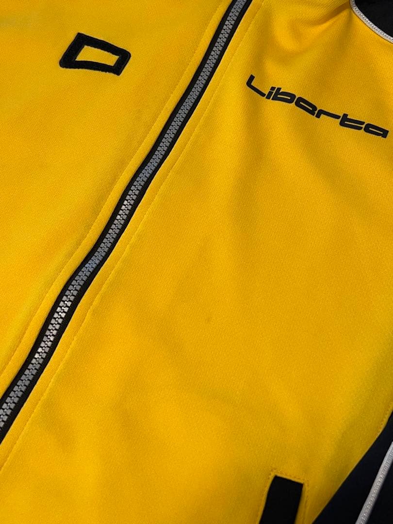 【1度使用のみ】リベルタ　ジャージ 上下 セット145cm