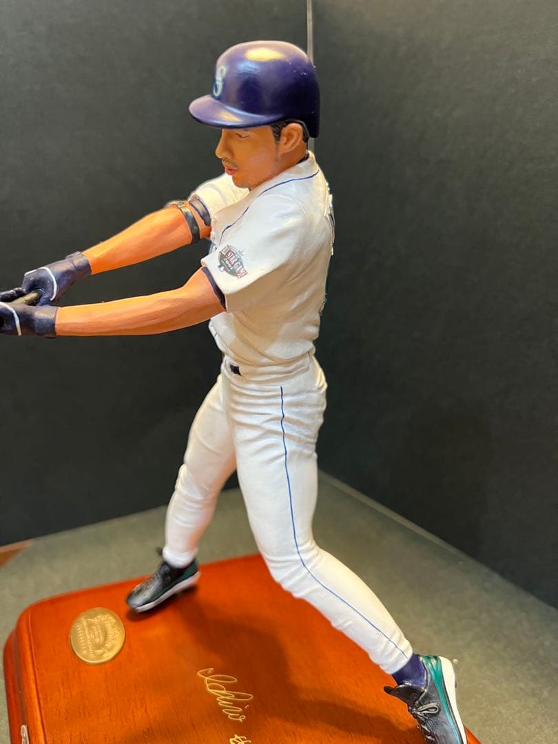 \"祝！#51永久欠番米国殿堂入り\" イチロー マリナーズフィギュア